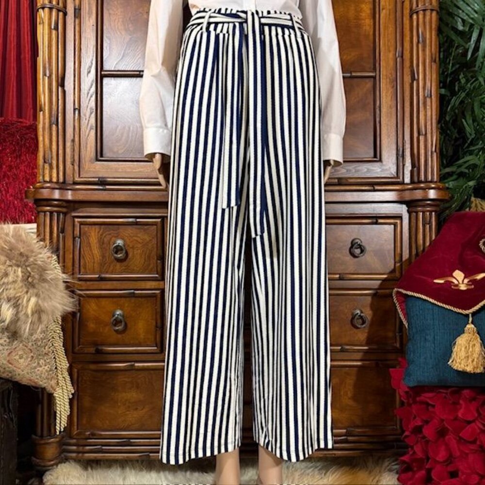 AnyBody Navy White Stripe Belted Elastic Waist Stretch Crop Pant